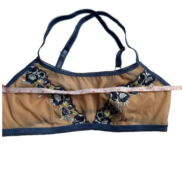 Bloom Embroidered Floral Sheer Bralette Size S - Picture 5 of 6
